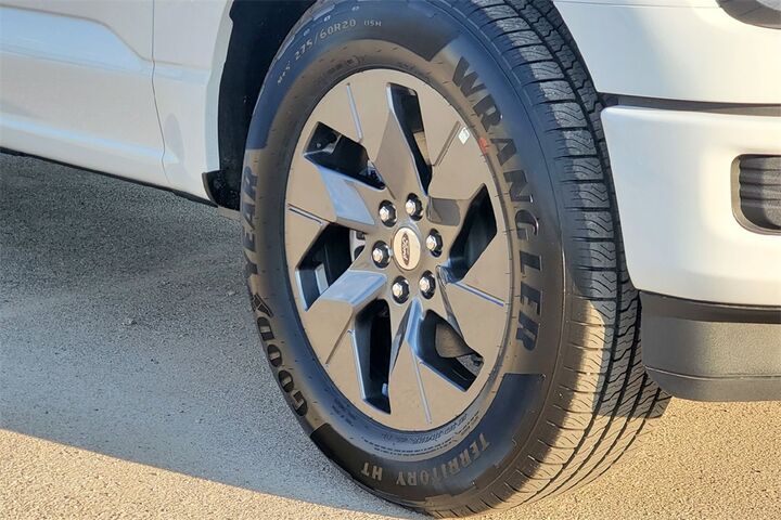 2025 Ford F-150 STX  TX