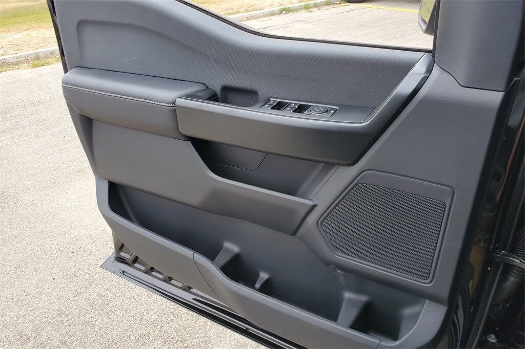 2025 Ford F-150 STX Hondo TX