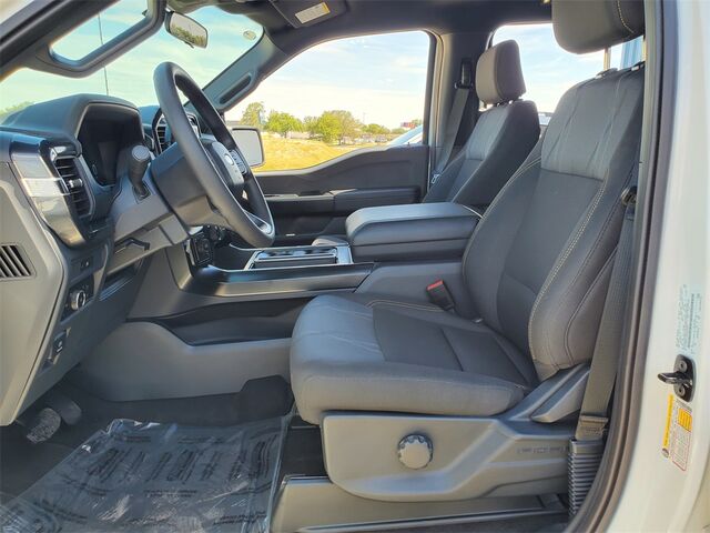 2025 Ford F-150 STX  TX