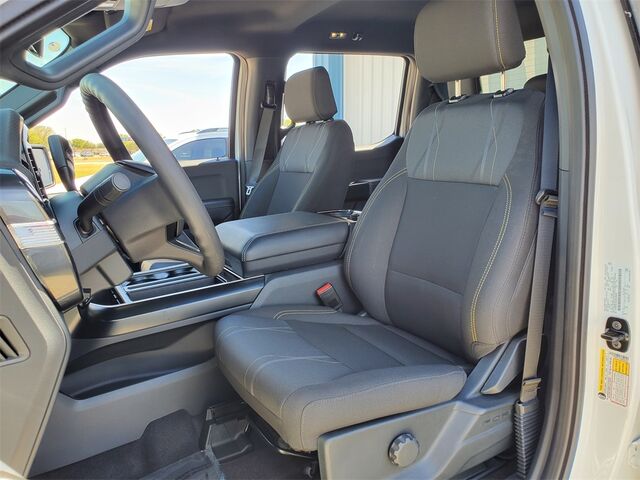 2025 Ford F-150 STX  TX