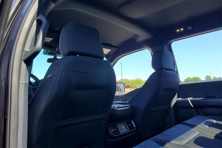 2025 Ford F-150 STX  TX