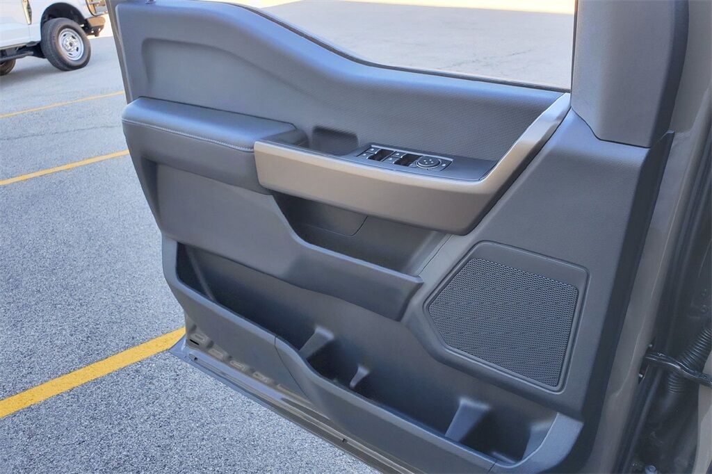 2025 Ford F-150 STX Hondo TX