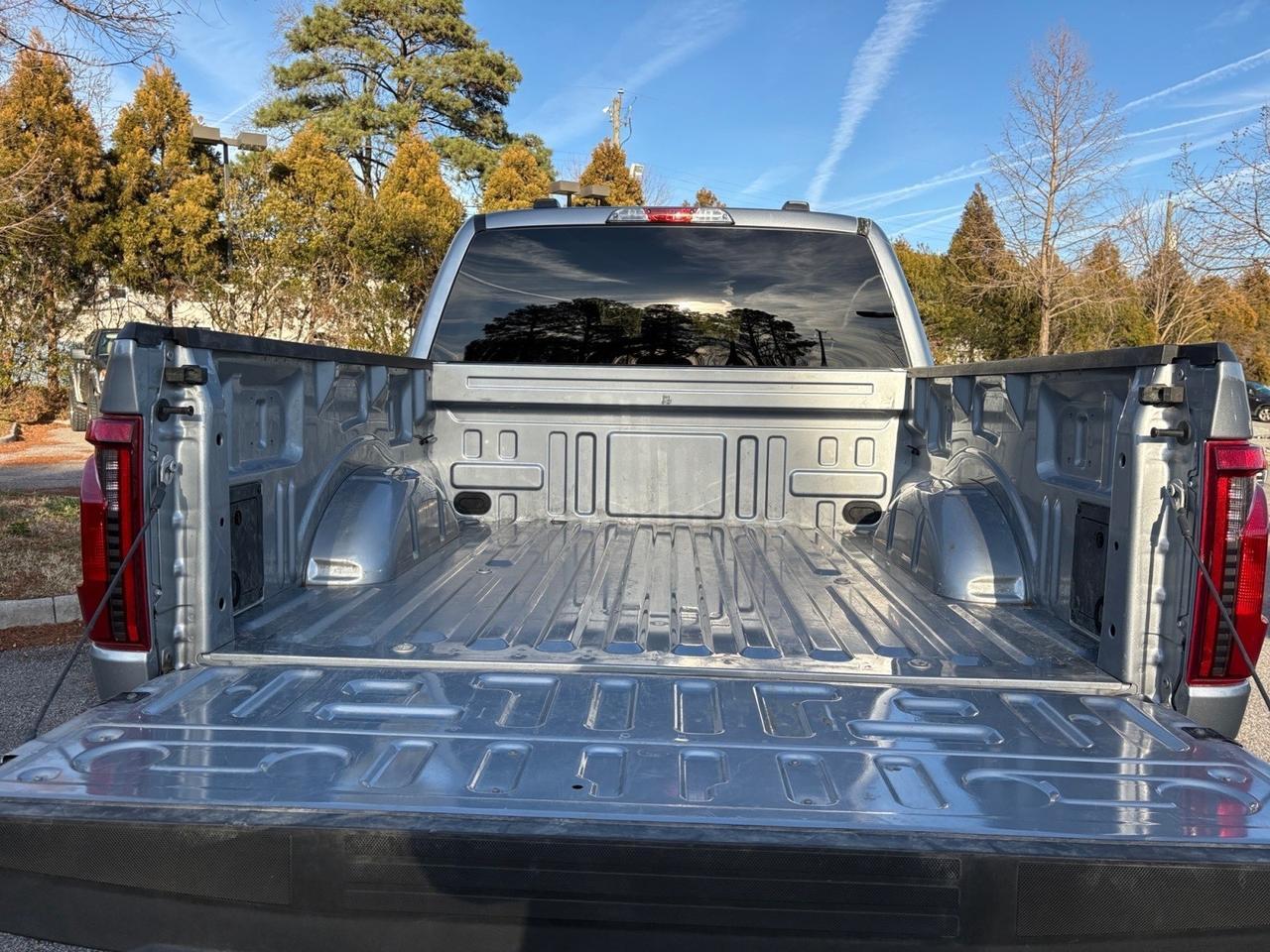 2025 Ford F-150 STX, RUNNING BOARDS, BLIND SPOT ALERT, LANE KEEP ASSIST, TOW PACKAGE, BACKUP CAMERA WITH PARKING SENSORS, REMOTE START, APPLE CARPLAY/ANDROID AUTO, ONLY 8K MILES, JUST 1 OWNER, CLEAN CARFAX, BRAND NEW & READY FOR YOU! Virginia Beach VA