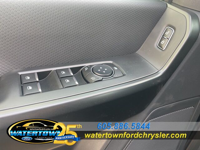 2025 Ford F-150 STX photo 9