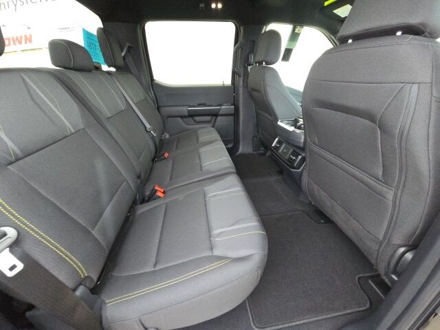 2025 Ford F-150 STX photo 11