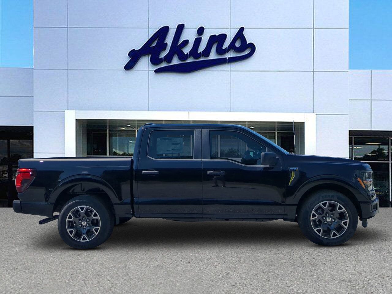2025 Ford F-150 STX