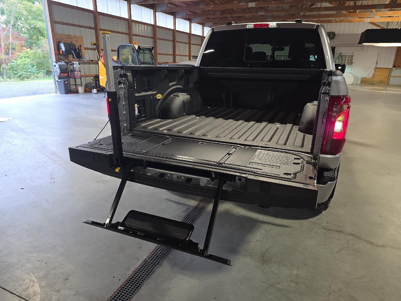 2025 Ford F-150 Tremor Sand Lake NY