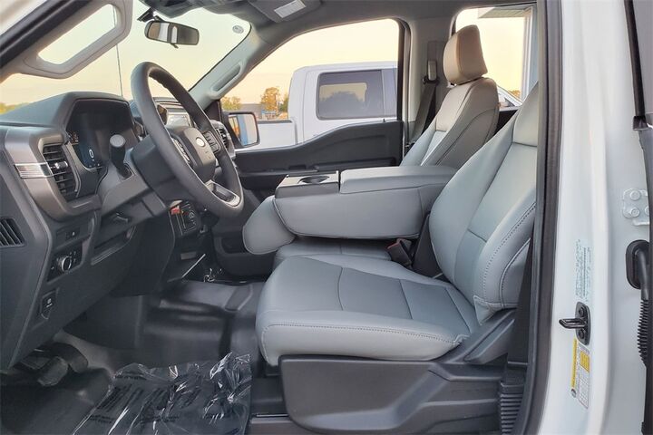 2025 Ford F-150 XL  TX