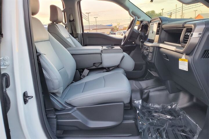 2025 Ford F-150 XL  TX