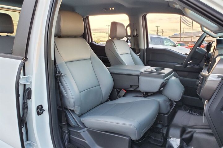 2025 Ford F-150 XL  TX