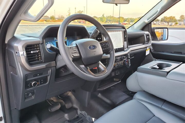 2025 Ford F-150 XL  TX