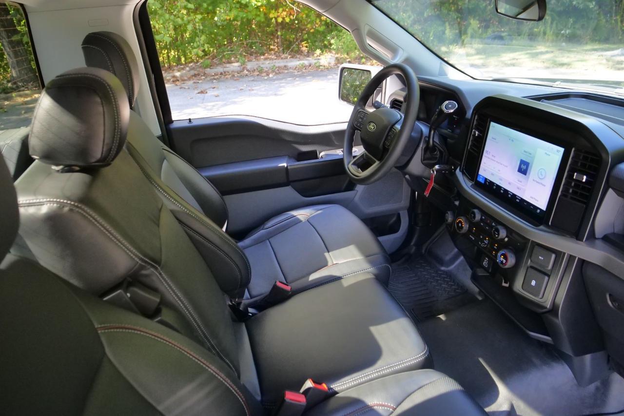 2025 Ford F-150 XL 4X4 / Antimatter Blue / 5.0L V8 / Leather Seating Lincolnton NC
