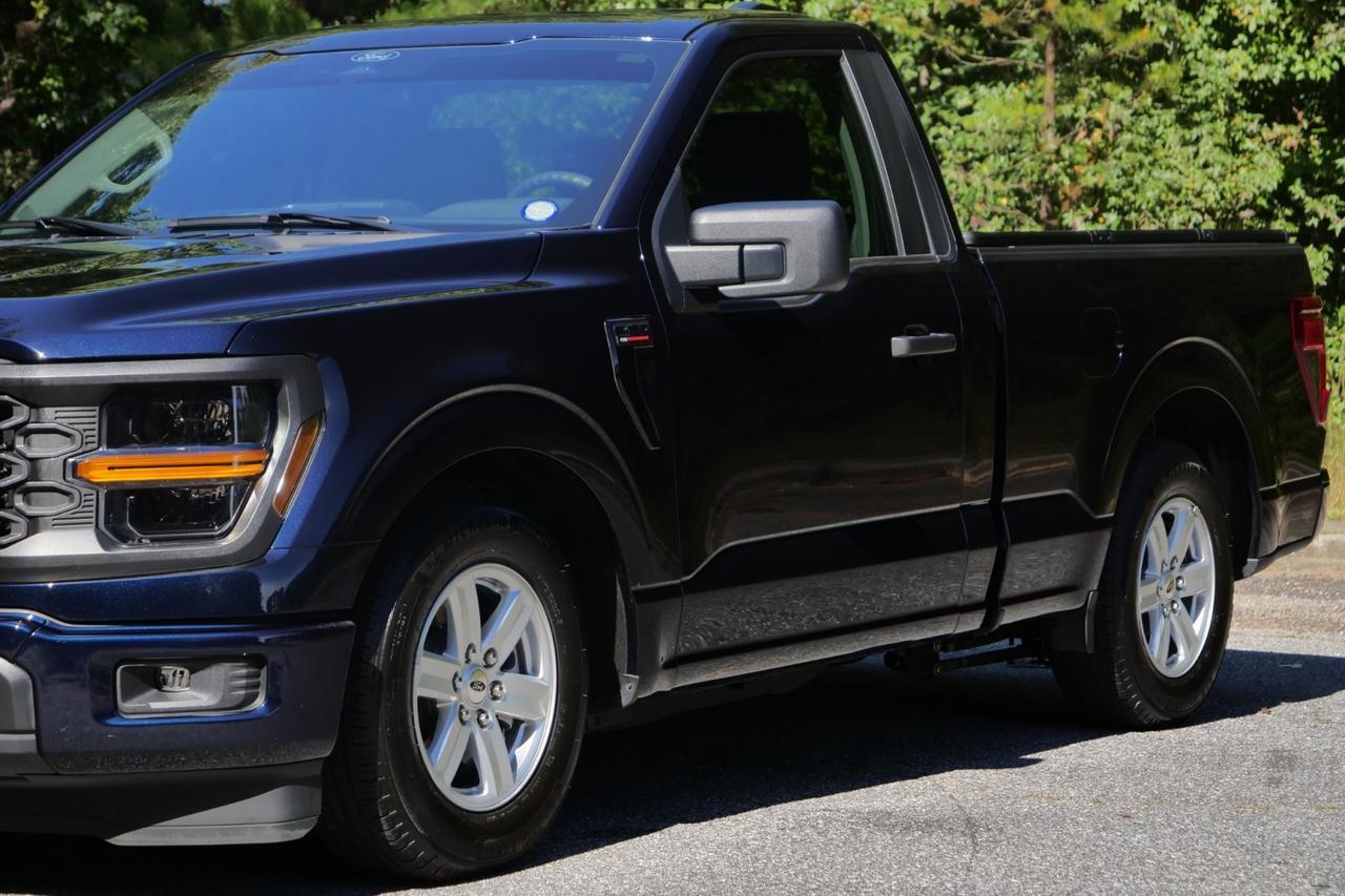 2025 Ford F-150 XL / Antimatter Blue / 5.0L V8 / Leather Seating Lincolnton NC