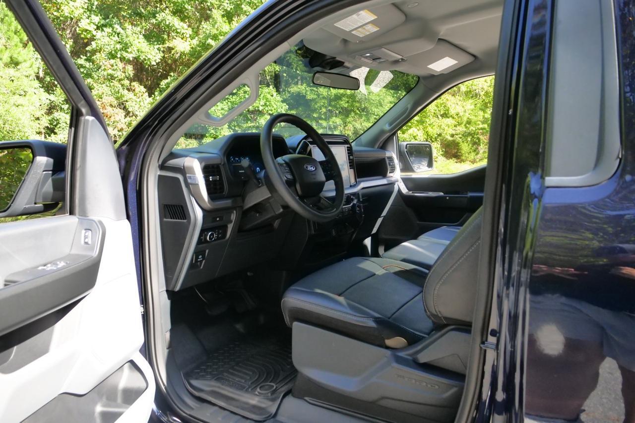 2025 Ford F-150 XL / Antimatter Blue / 5.0L V8 / Leather Seating Lincolnton NC