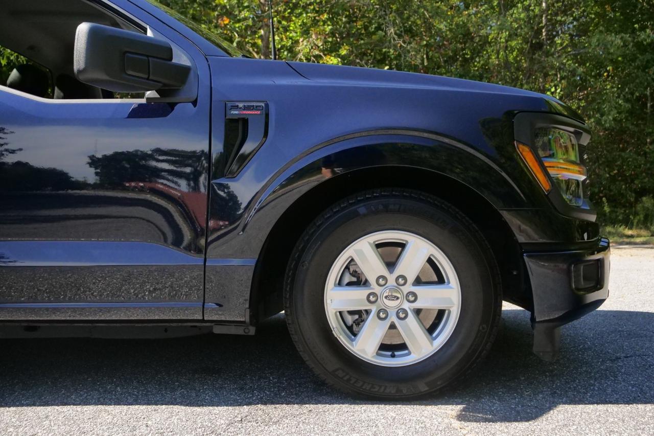 2025 Ford F-150 XL / Antimatter Blue / 5.0L V8 / Leather Seating Lincolnton NC