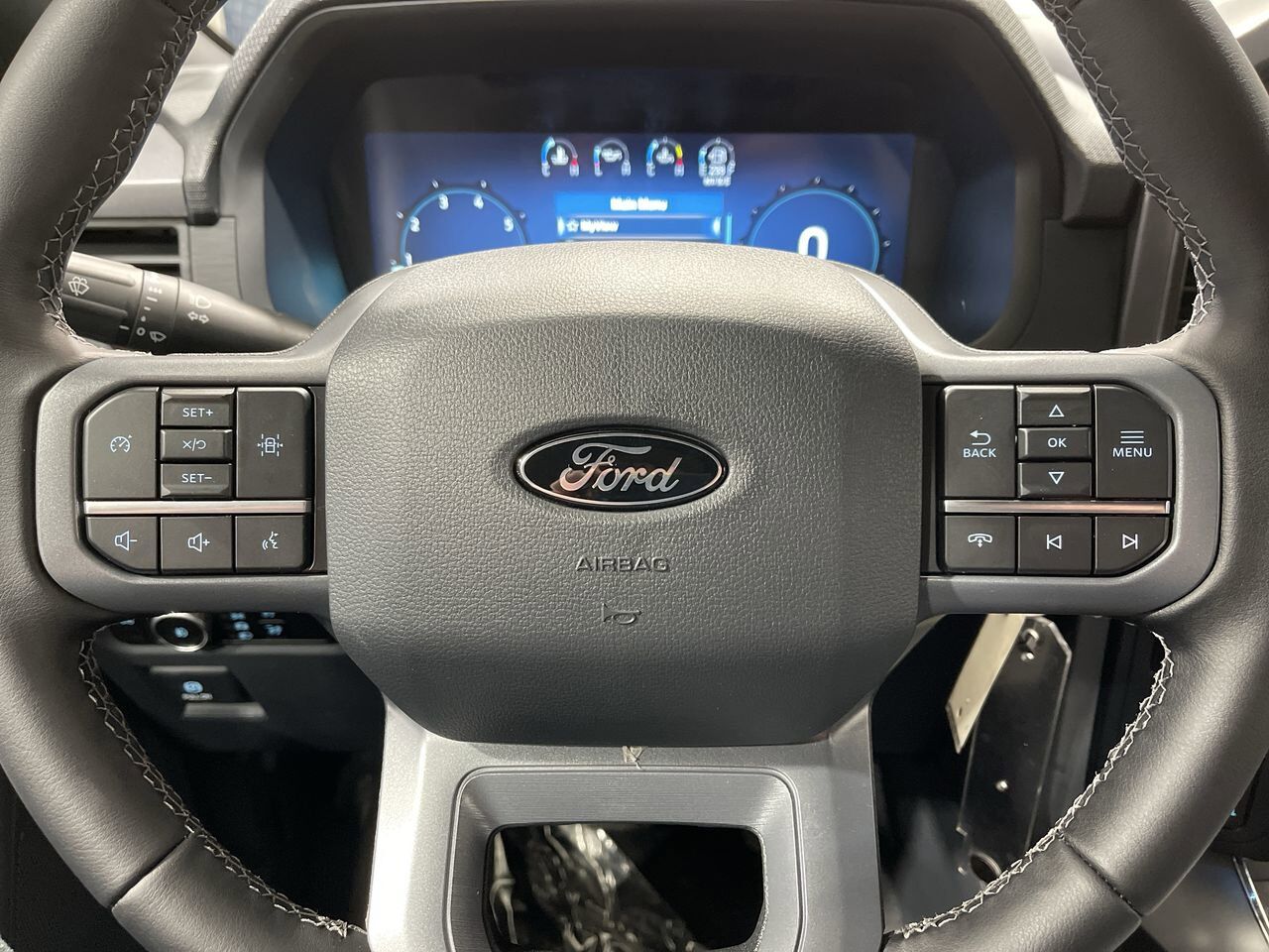 2025 Ford F-150 XLT - FACTORY ORDER Sherwood Park AB