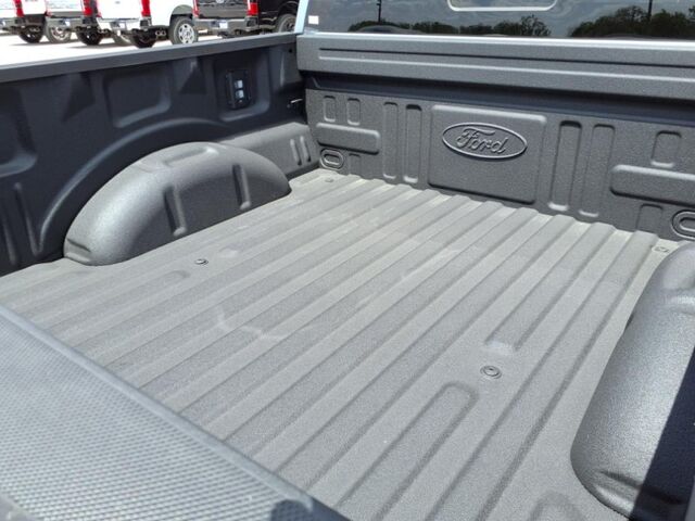 2025 Ford F-150 XLT  TX