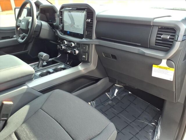 2025 Ford F-150 XLT  TX