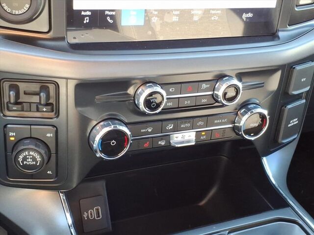 2025 Ford F-150 XLT TX 2025 Ford F-150 XLT TX