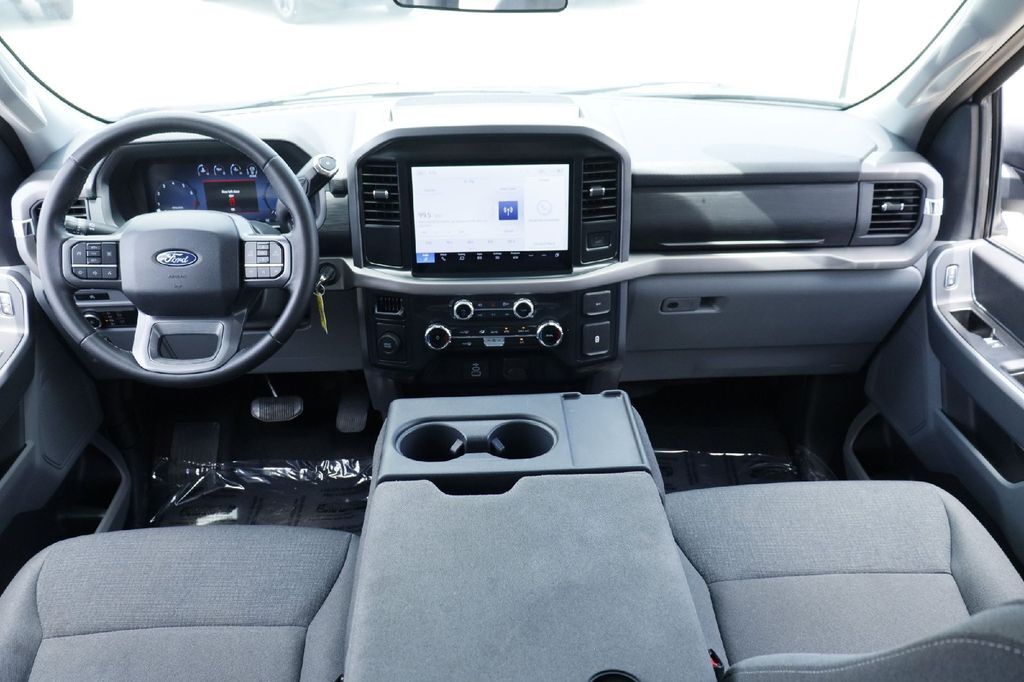 2025 Ford F-150 XLT Hondo TX