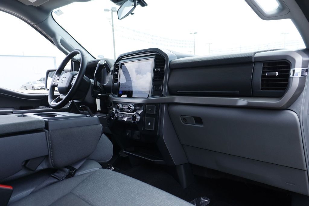2025 Ford F-150 XLT Hondo TX
