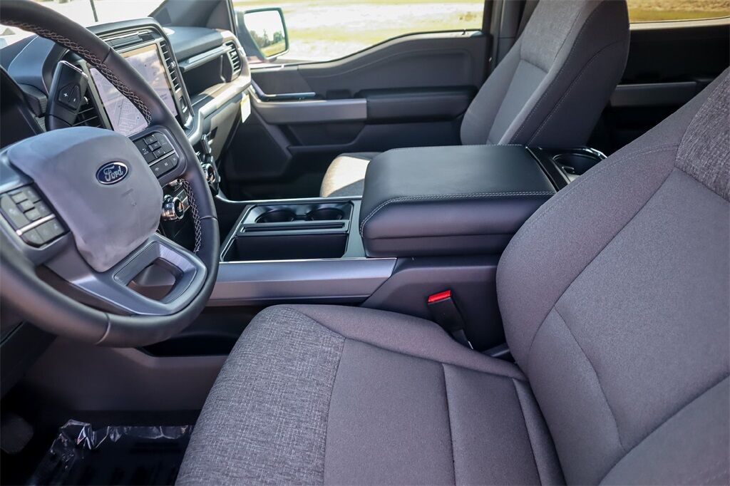 2025 Ford F-150 XLT Hondo TX