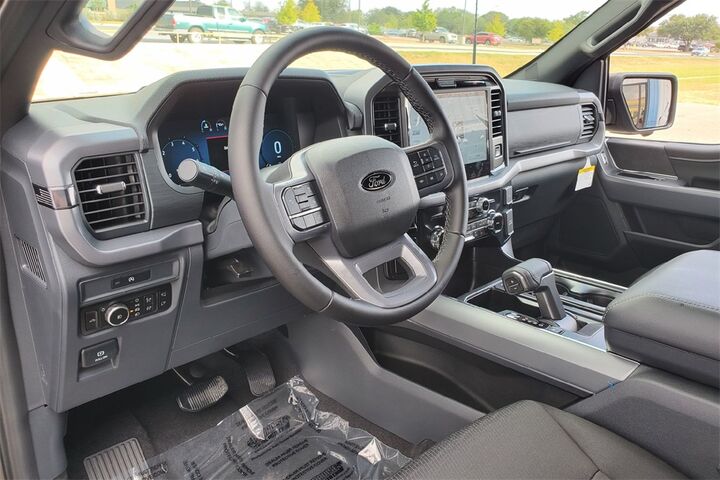 2025 Ford F-150 XLT TX 2025 Ford F-150 XLT TX