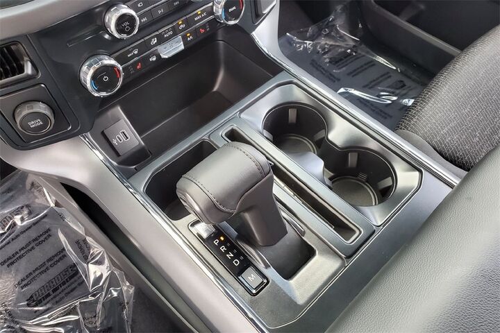 2025 Ford F-150 XLT TX 2025 Ford F-150 XLT TX