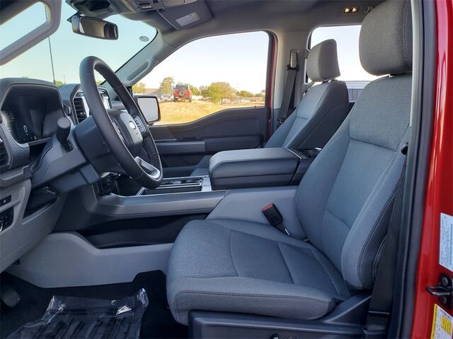 2025 Ford F-150 XLT  TX