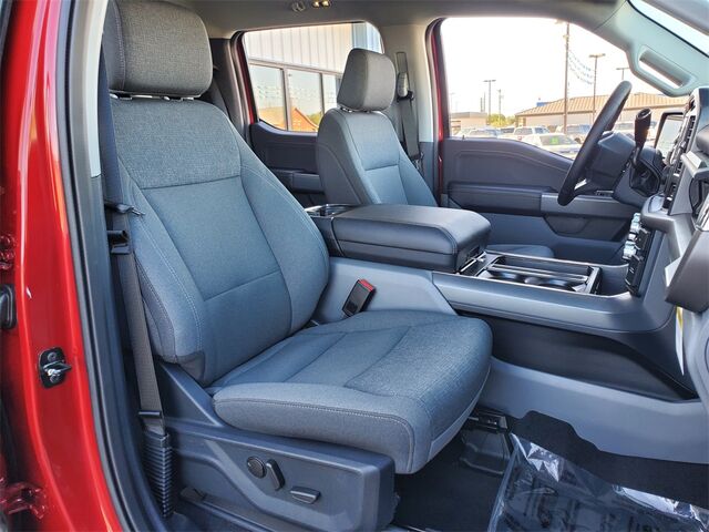2025 Ford F-150 XLT  TX
