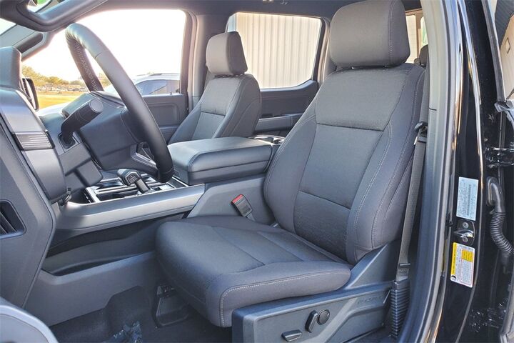 2025 Ford F-150 XLT TX 2025 Ford F-150 XLT TX