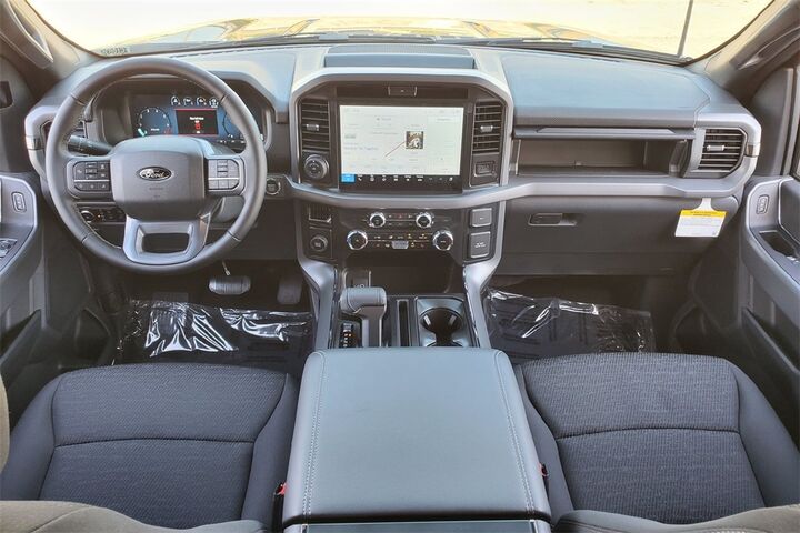 2025 Ford F-150 XLT TX 2025 Ford F-150 XLT TX