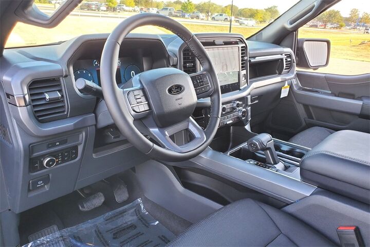2025 Ford F-150 XLT TX 2025 Ford F-150 XLT TX