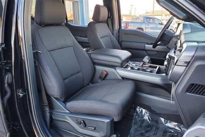 2025 Ford F-150 XLT TX 2025 Ford F-150 XLT TX