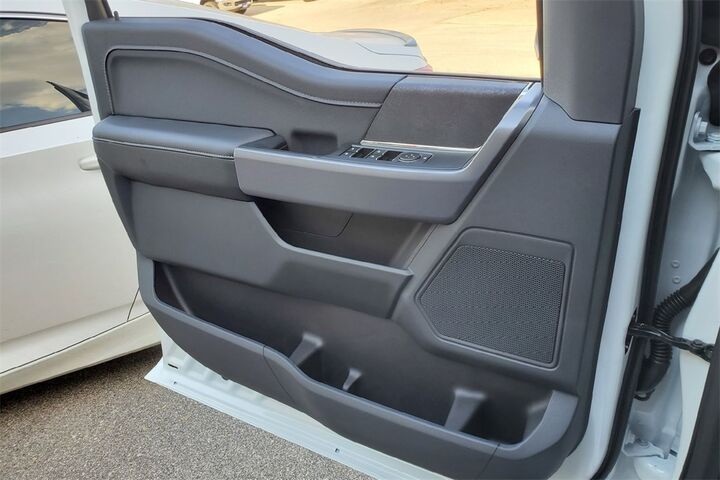 2025 Ford F-150 XLT  TX