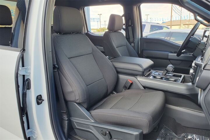 2025 Ford F-150 XLT  TX