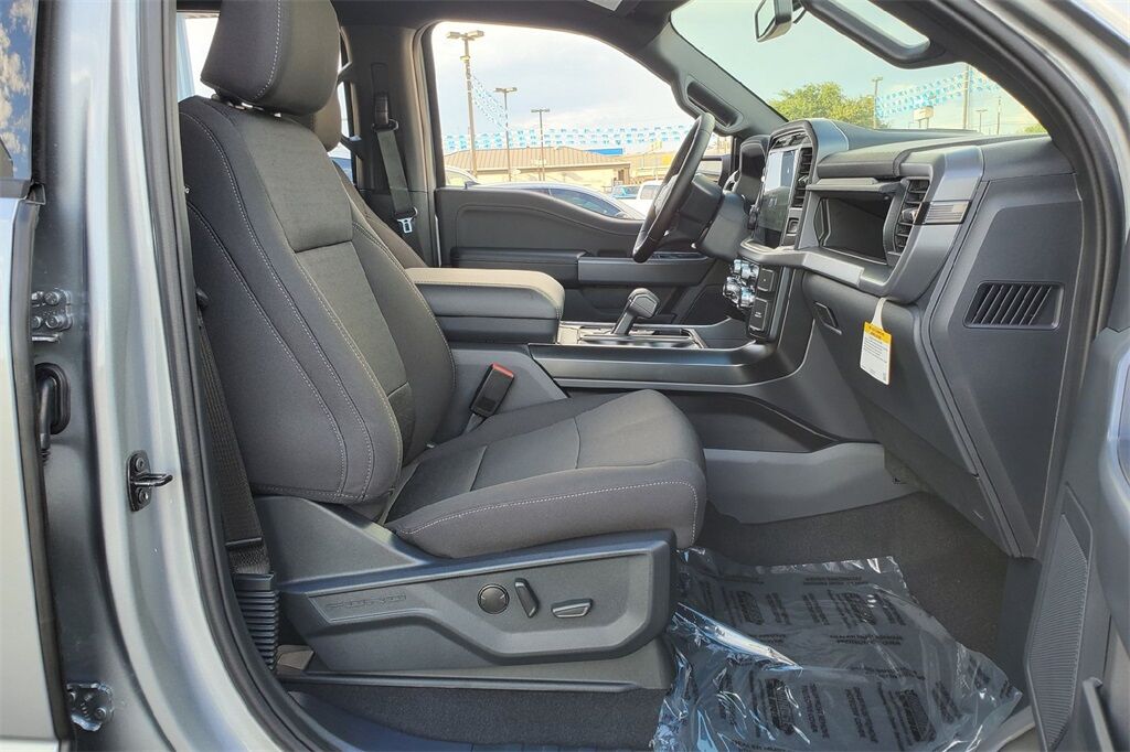 2025 Ford F-150 XLT Hondo TX