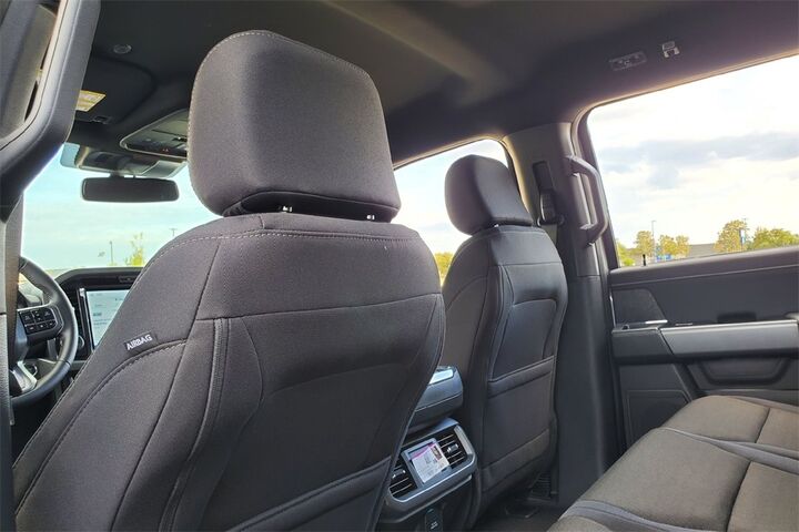 2025 Ford F-150 XLT  TX