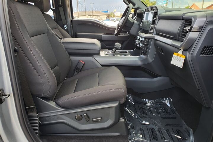 2025 Ford F-150 XLT  TX