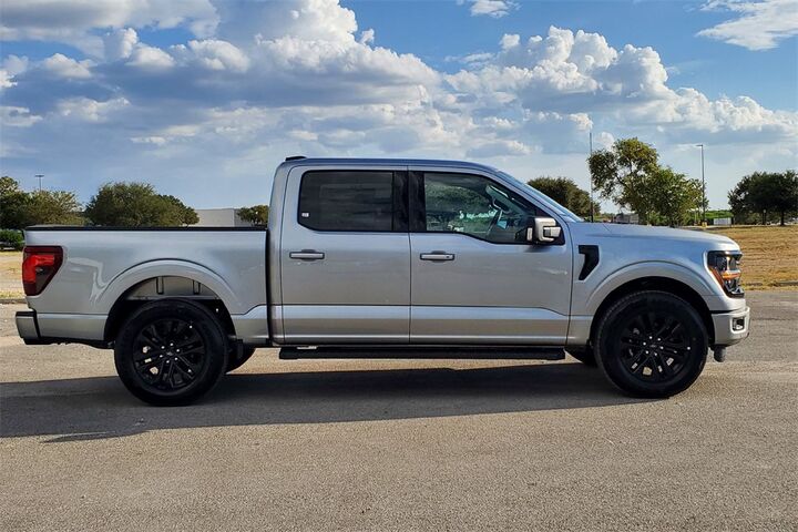 2025 Ford F-150 XLT  TX