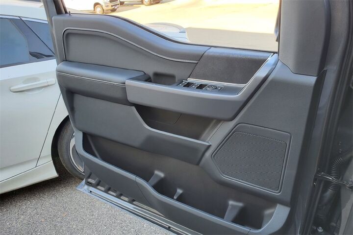 2025 Ford F-150 XLT  TX