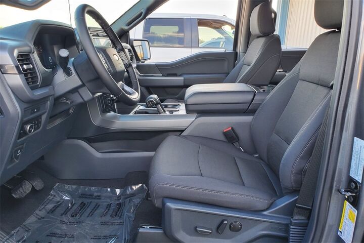 2025 Ford F-150 XLT  TX