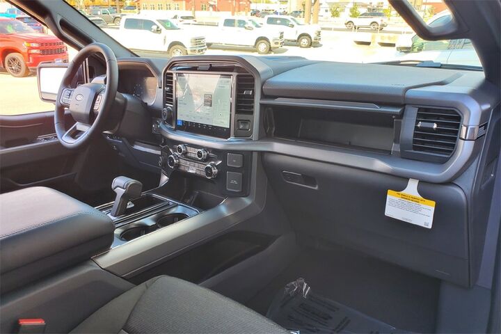 2025 Ford F-150 XLT  TX