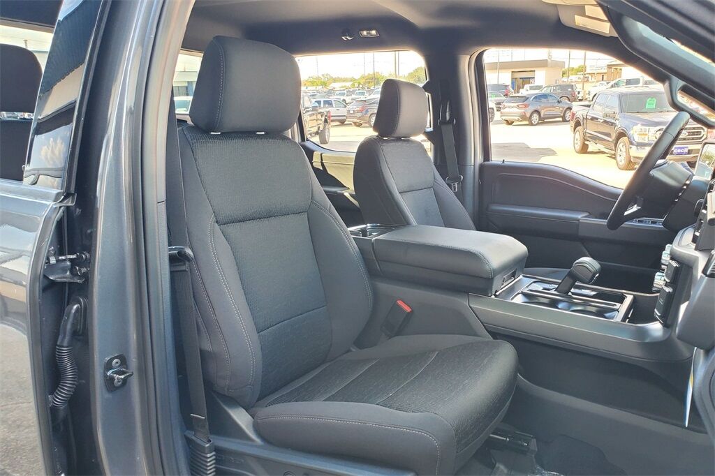 2025 Ford F-150 XLT Hondo TX