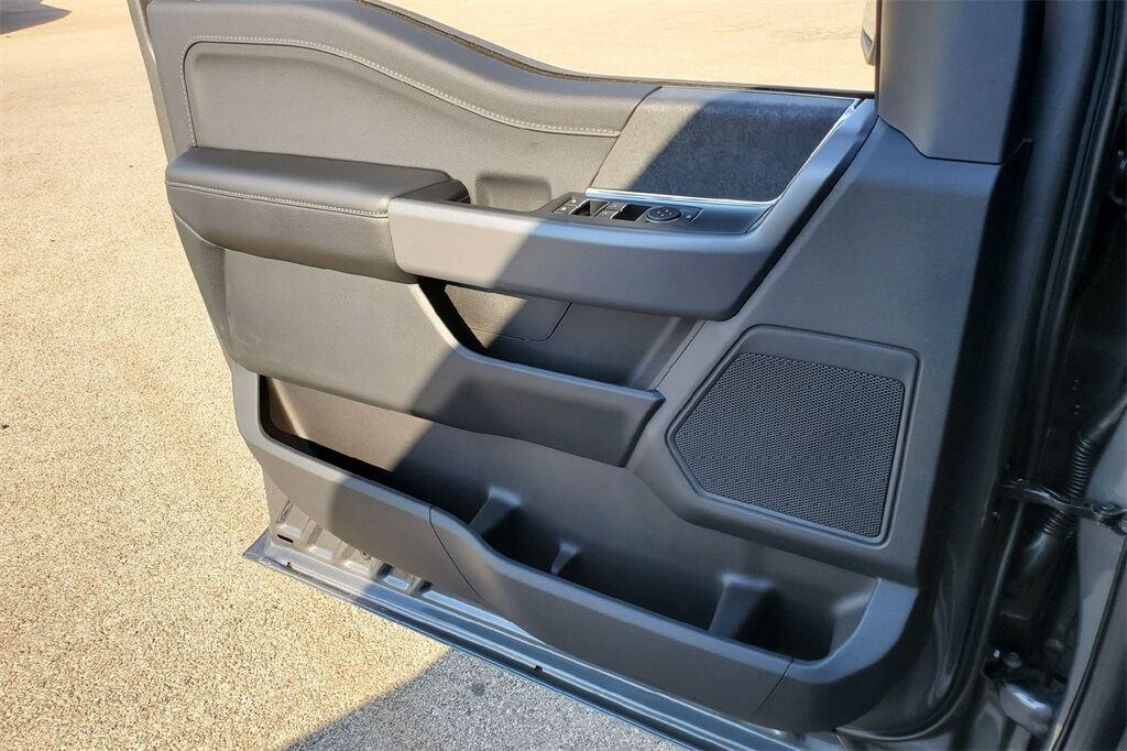 2025 Ford F-150 XLT Hondo TX