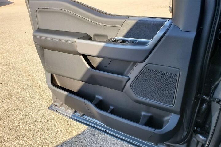 2025 Ford F-150 XLT  TX