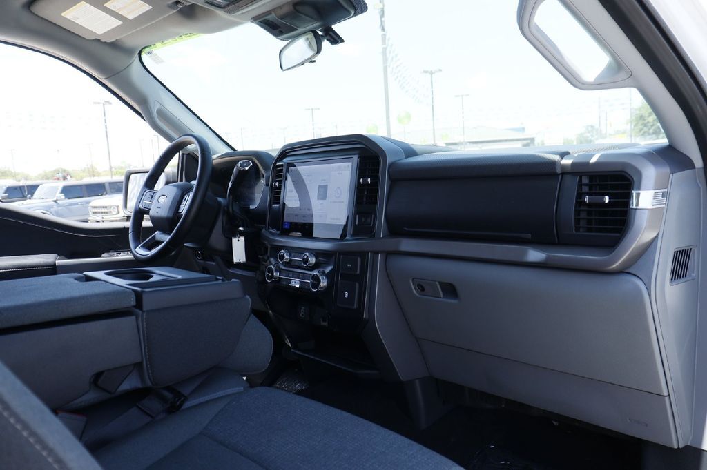 2025 Ford F-150 XLT Hondo TX