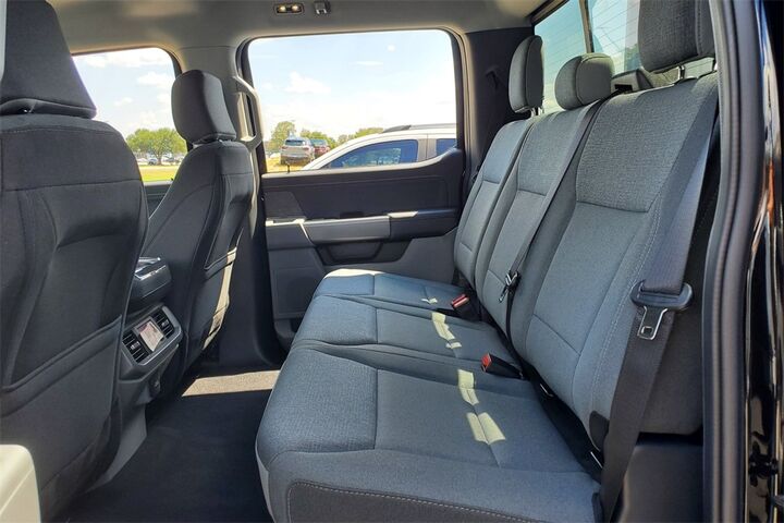2025 Ford F-150 XLT  TX