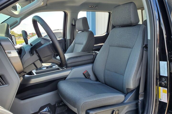2025 Ford F-150 XLT  TX