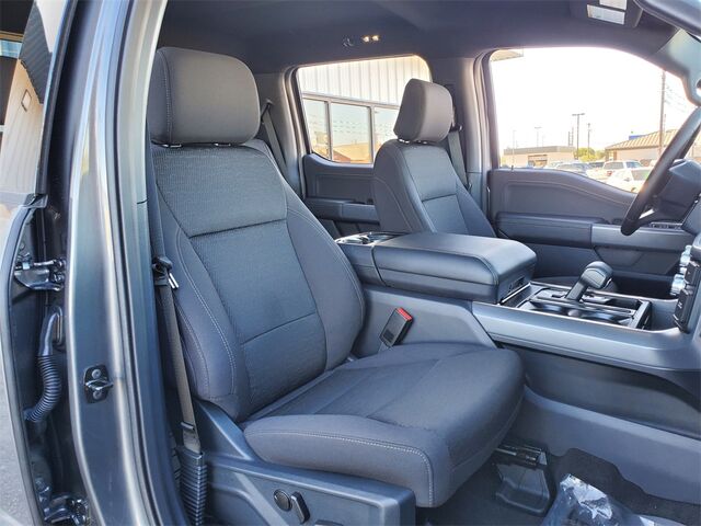 2025 Ford F-150 XLT  TX